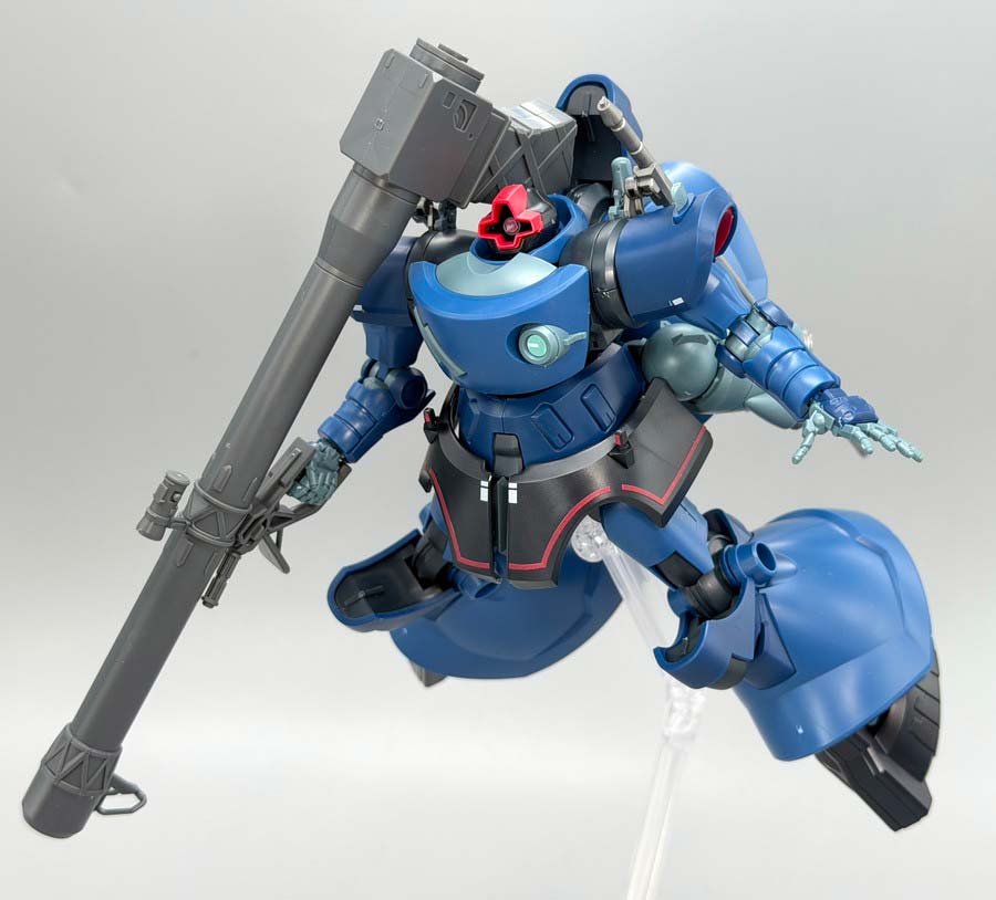 HGシャリア専用リック・ドム(GQ)のガンプラレビュー画像です