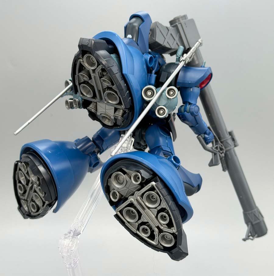 HGシャリア専用リック・ドム(GQ)のガンプラレビュー画像です