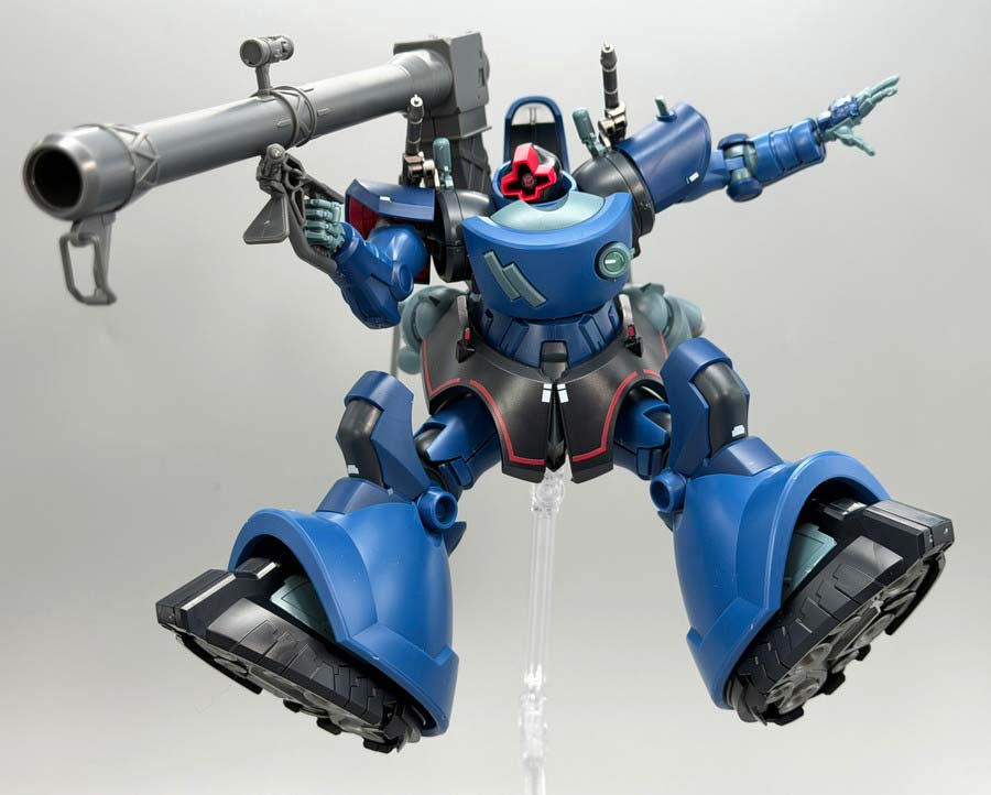 HGシャリア専用リック・ドム(GQ)のガンプラレビュー画像です