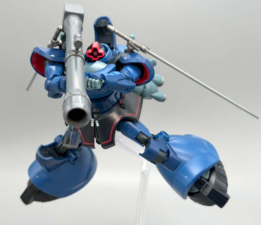 HGシャリア専用リック・ドム(GQ)のガンプラレビュー画像です