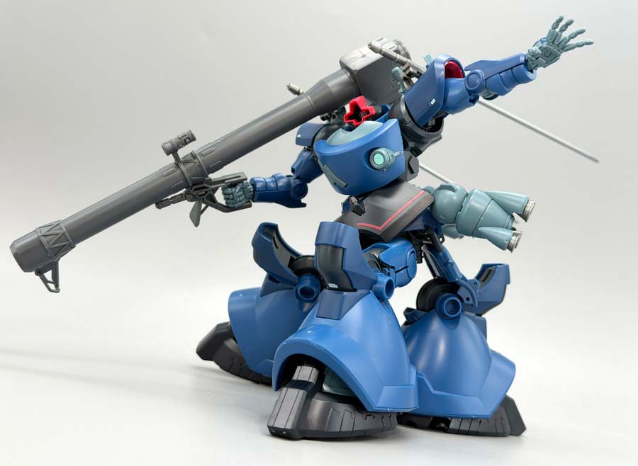 HGシャリア専用リック・ドム(GQ)のガンプラレビュー画像です