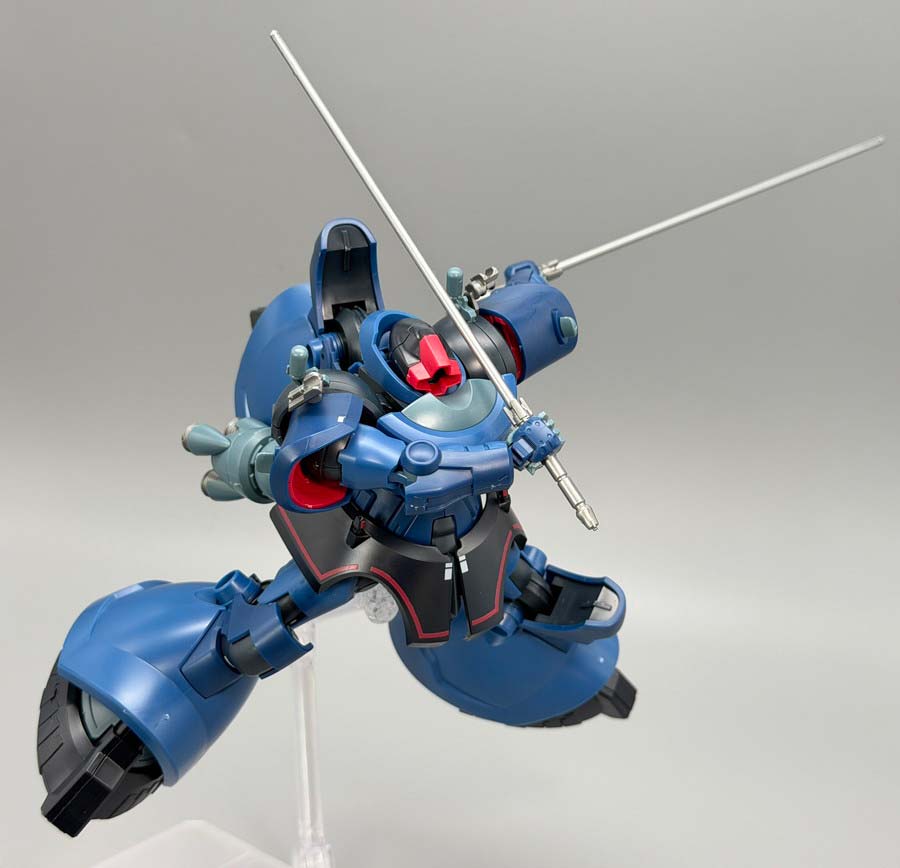 HGシャリア専用リック・ドム(GQ)のガンプラレビュー画像です