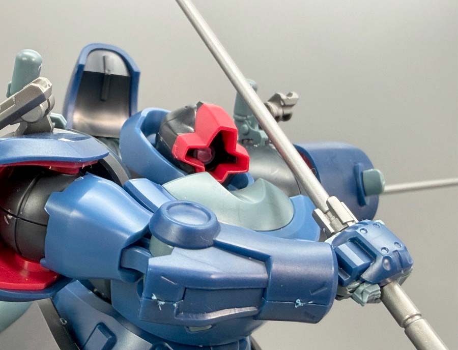 HGシャリア専用リック・ドム(GQ)のガンプラレビュー画像です