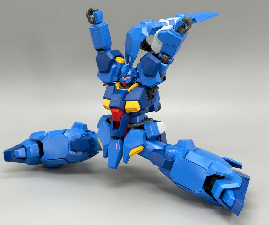 HGグスタフ･カール00型のガンプラレビュー画像です