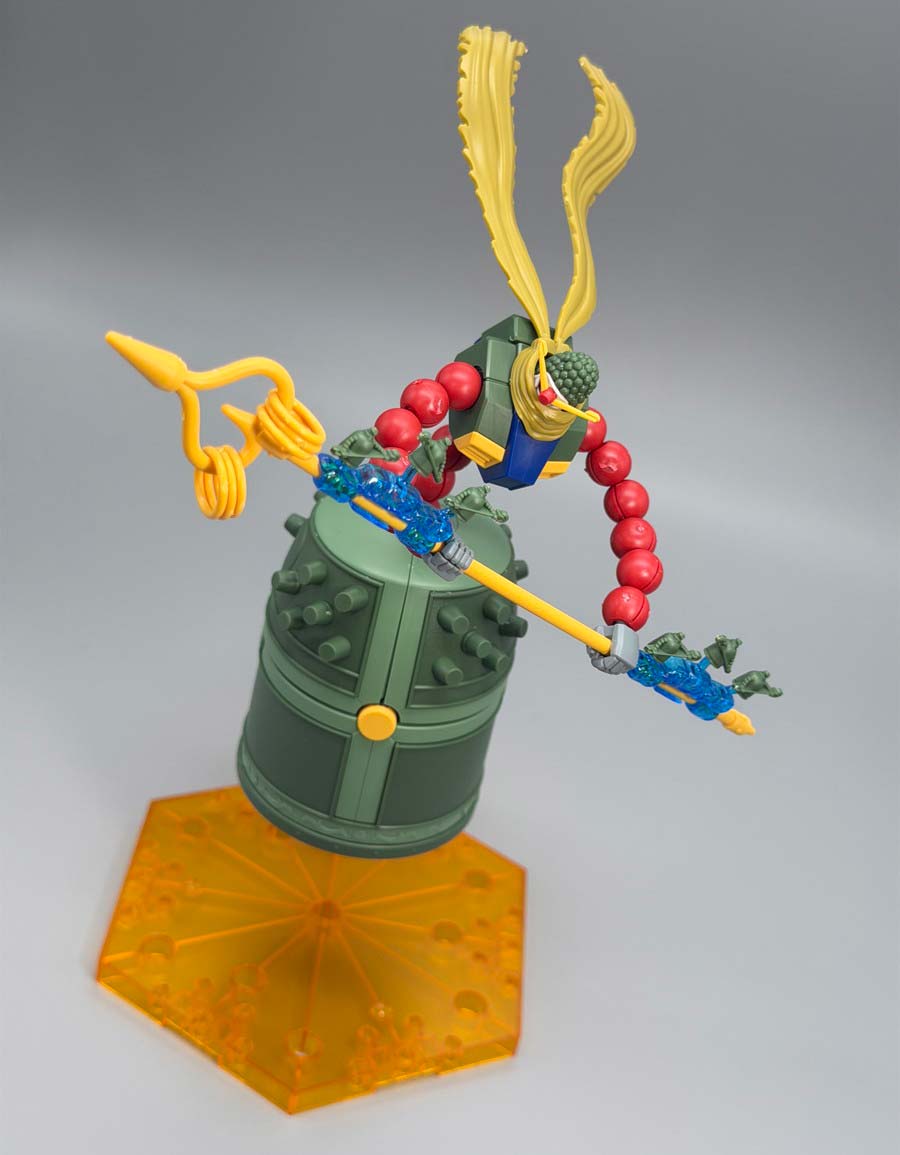 HGマンダラガンダムのガンプラレビュー画像です