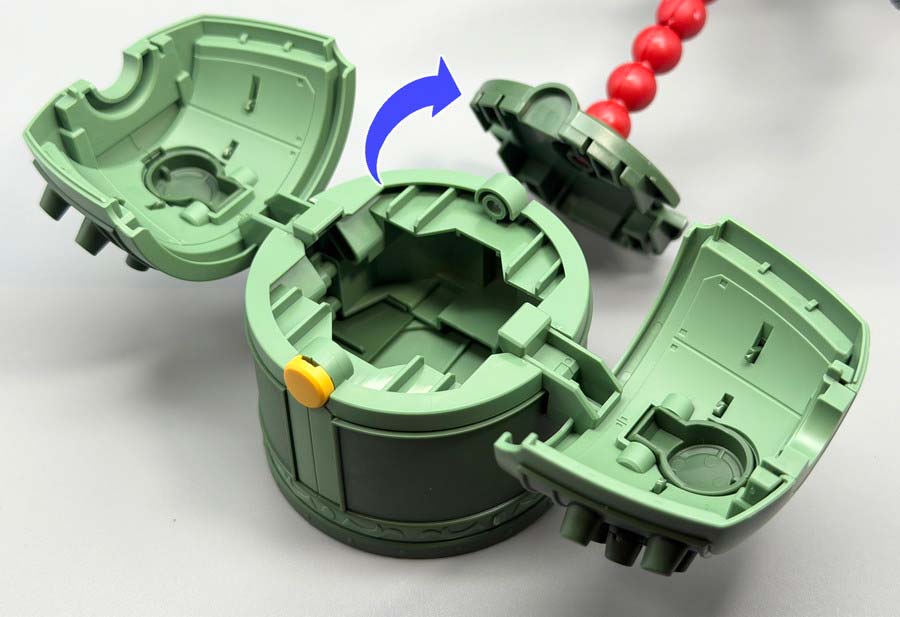 HGマンダラガンダムのガンプラレビュー画像です