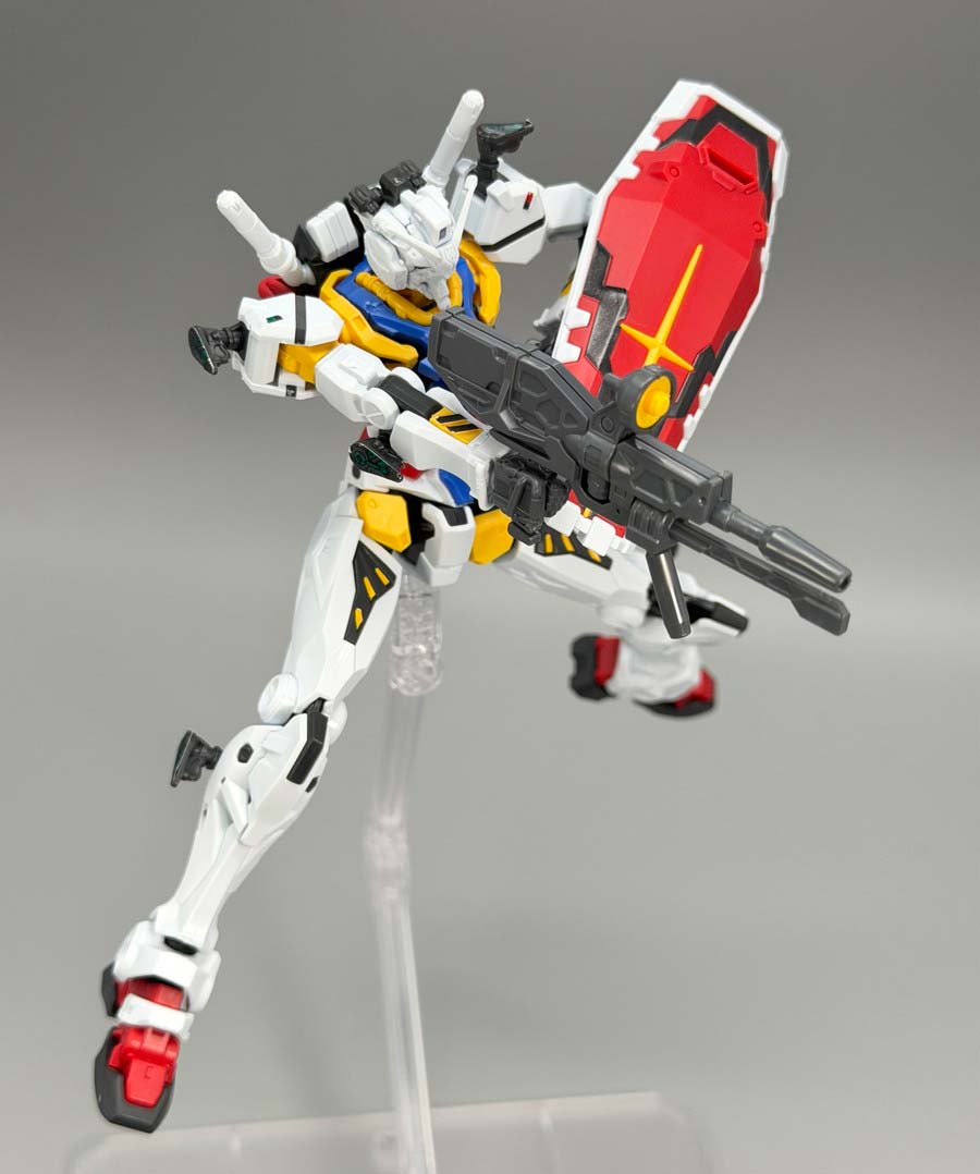 HG白いガンダムのガンプラレビュー画像です