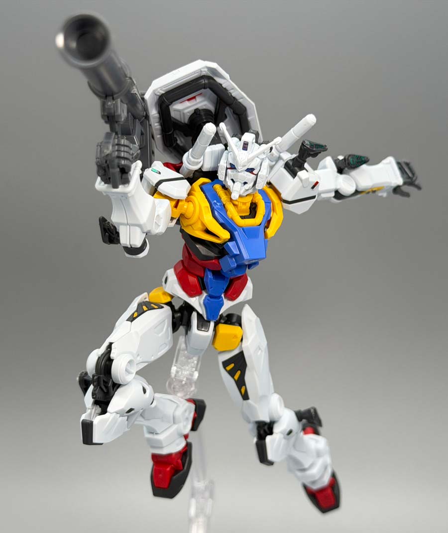 HG白いガンダムのガンプラレビュー画像です