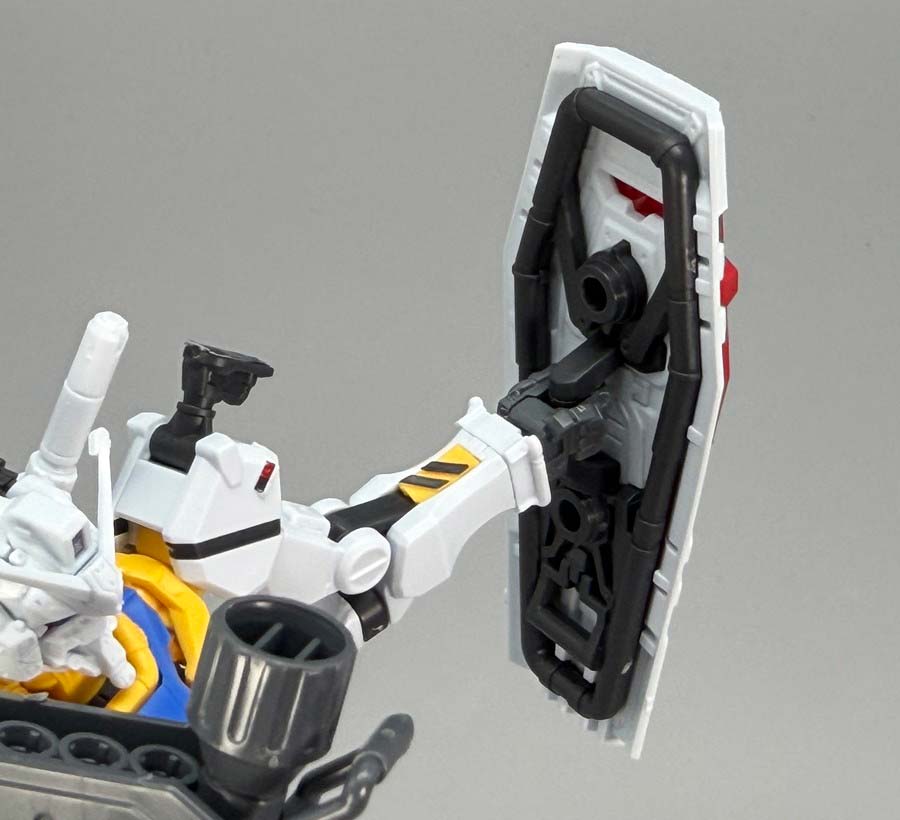 HG白いガンダムのガンプラレビュー画像です