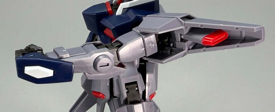 HGCEレジェンドガンダムのガンプラレビュー画像です