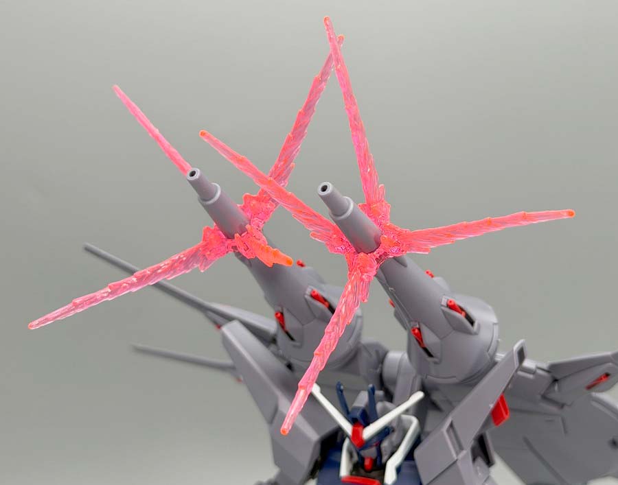 HGCEレジェンドガンダムのガンプラレビュー画像です