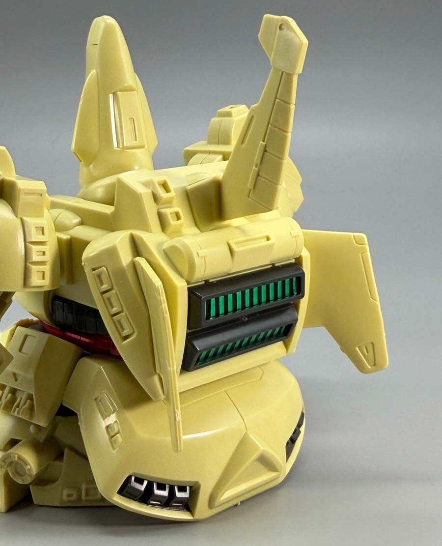 BB戦士ジ・オのガンプラレビュー画像です