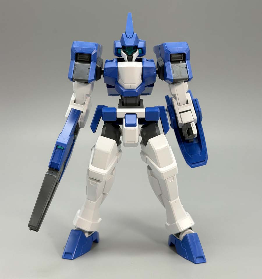 HGジェノアスOカスタムのガンプラレビュー画像です
