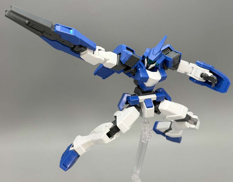 HGジェノアスOカスタムのガンプラレビュー画像です