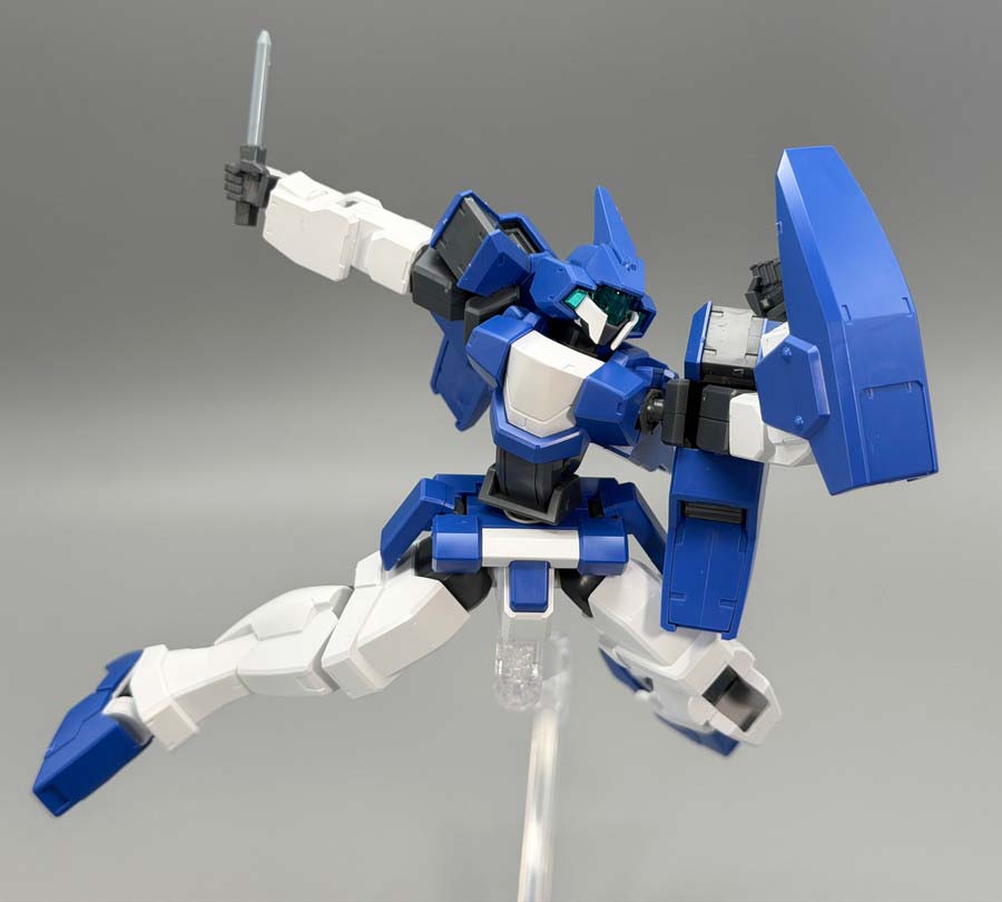HGジェノアスOカスタムのガンプラレビュー画像です