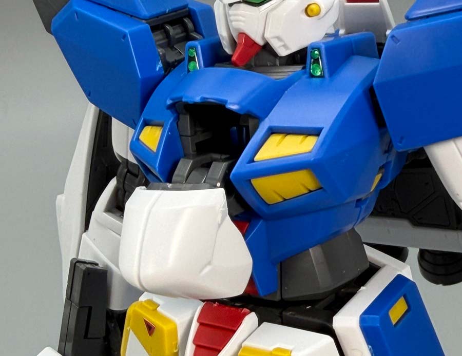 MG F90 クラスターガンダムのガンプラレビュー画像です
