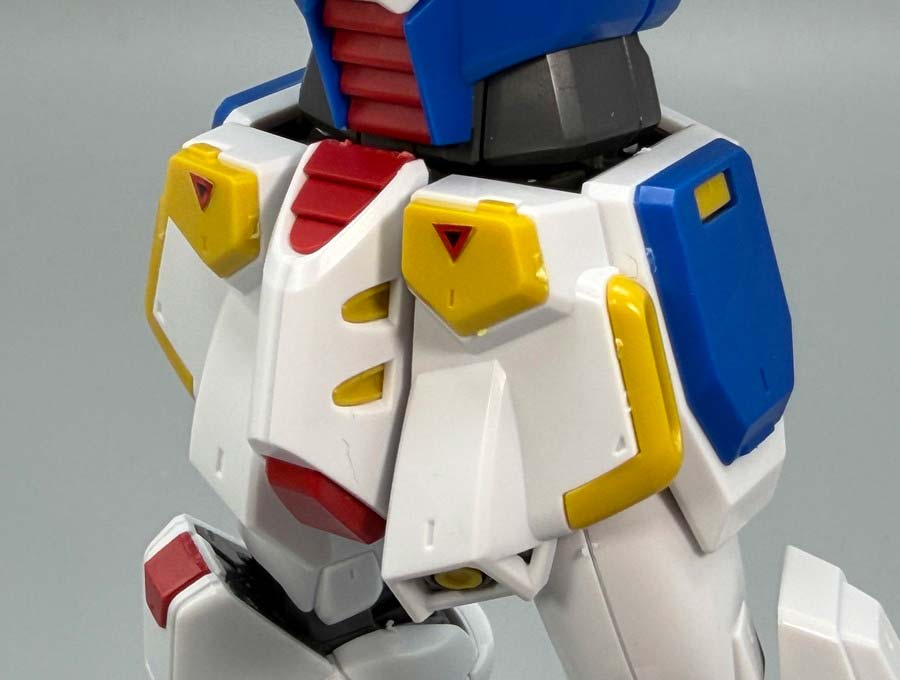 MG F90 クラスターガンダムのガンプラレビュー画像です