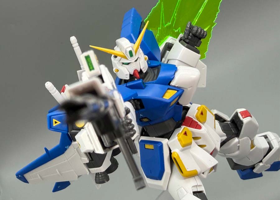 MG F90 クラスターガンダムのガンプラレビュー画像です