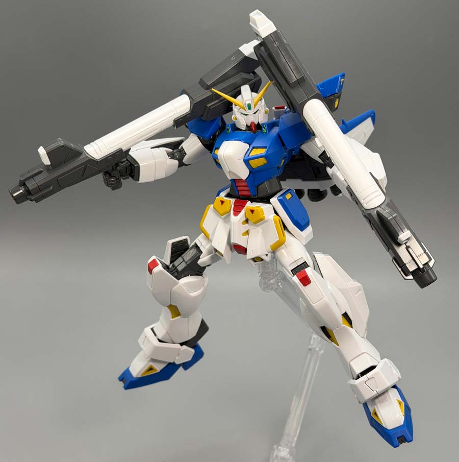 MG F90 クラスターガンダムのガンプラレビュー画像です