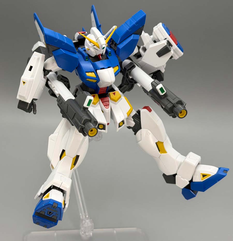MG F90 クラスターガンダムのガンプラレビュー画像です