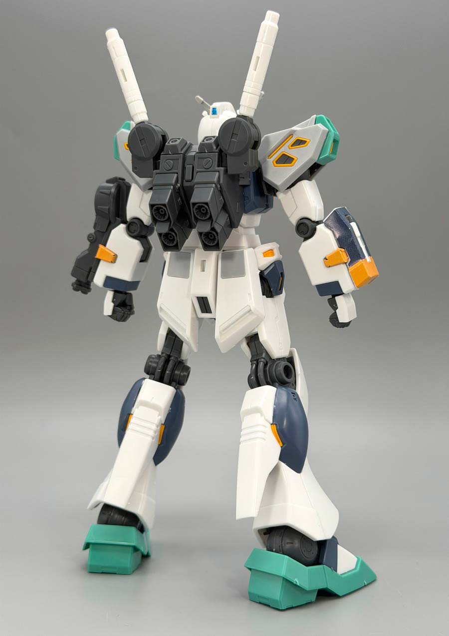 HG量産型νガンダムのガンプラレビュー画像です