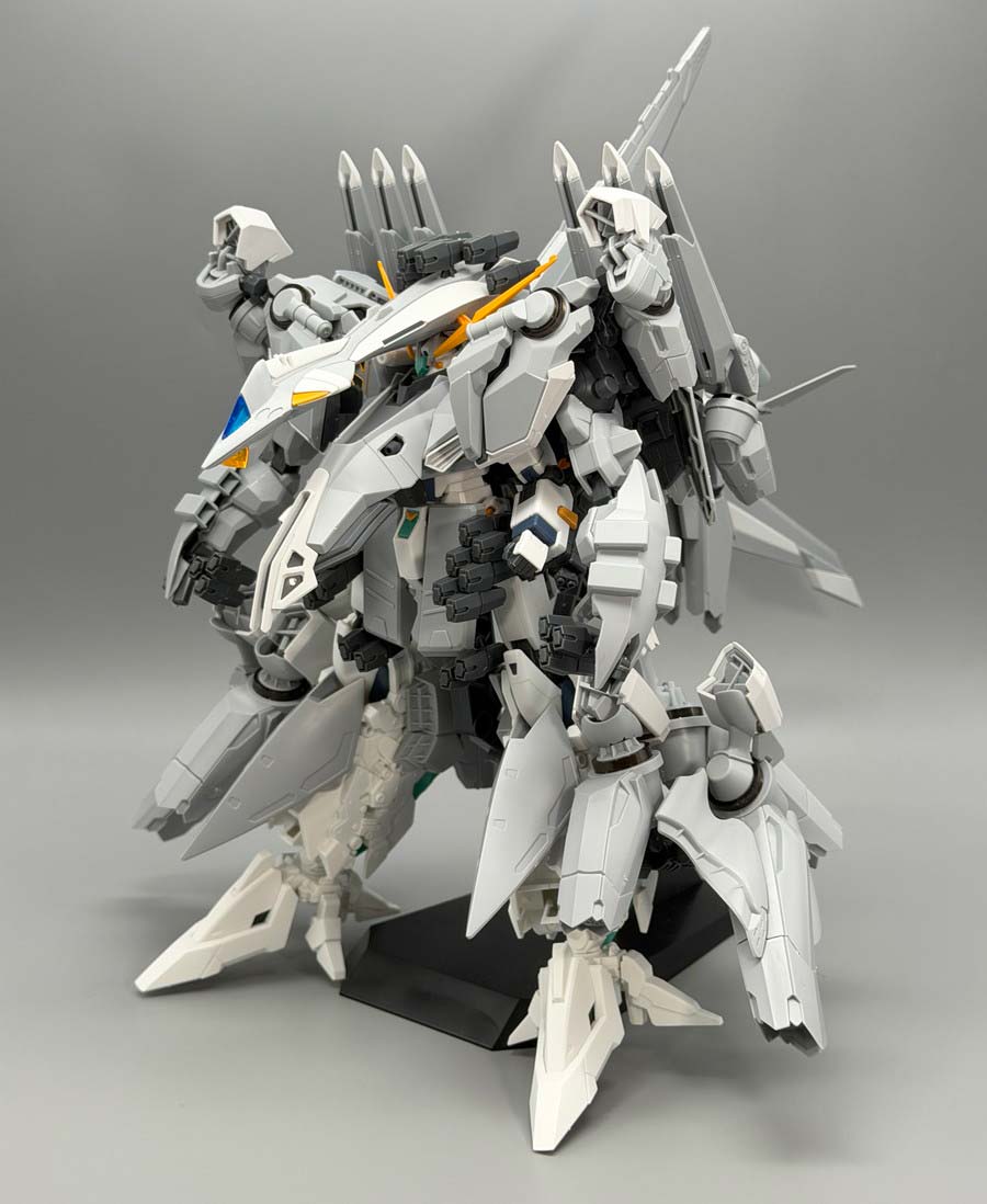 HGアリュゼウスのガンプラレビュー画像です
