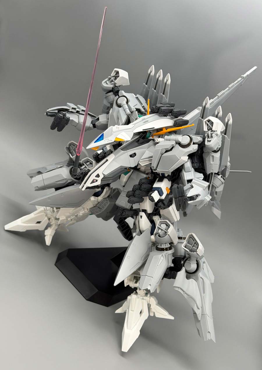 HGアリュゼウスのガンプラレビュー画像です