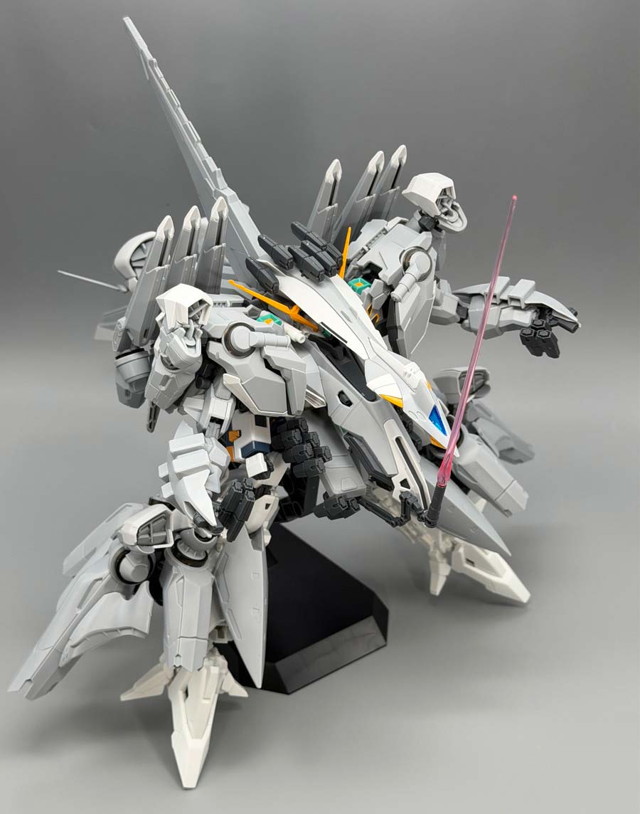 HGアリュゼウスのガンプラレビュー画像です