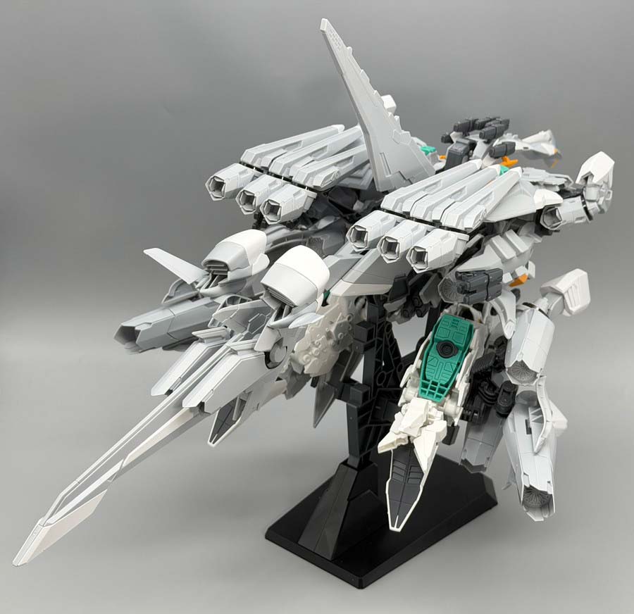 HGアリュゼウス（フライト・フォーム）のガンプラレビュー画像です